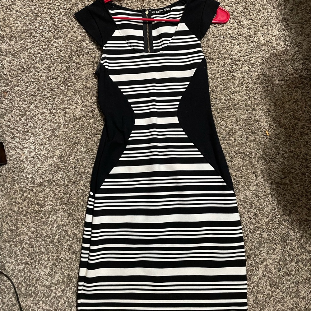 Fitting striped Express dress size 2